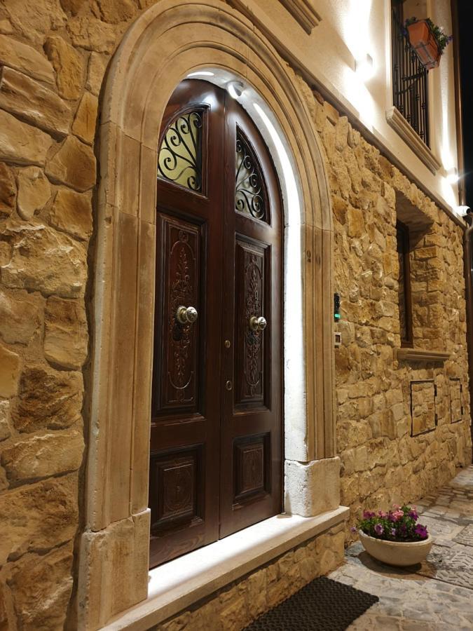 Destasu' Bed And Wellness Hotel Castel del Monte  Exterior photo